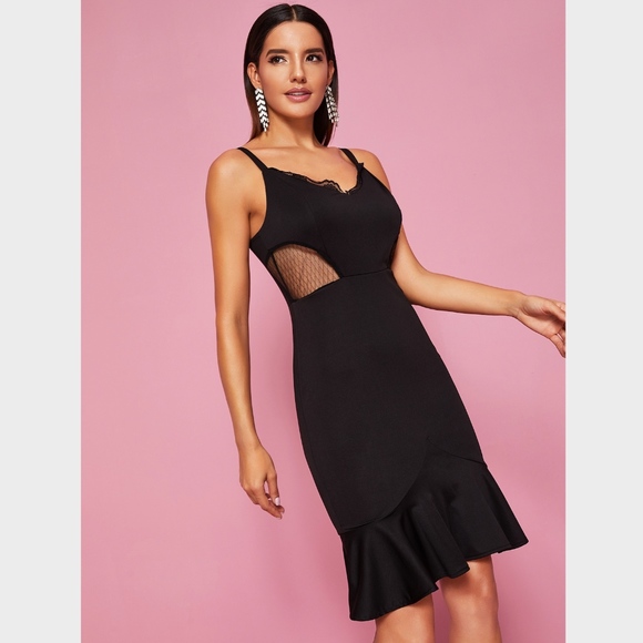 Black Lace Detail V-Neck Mermaid Midi Dress - Picture 2 of 6